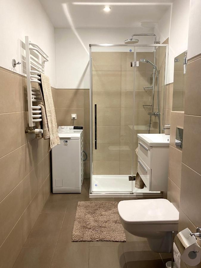 Appartamento Apartament Malczewskiego Blisko Centrum Danzica Esterno foto